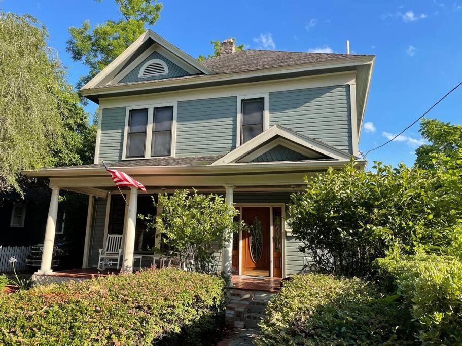 Tuscawilla A, In Historic Downtown, Two Bed Two Bath Apartment *
